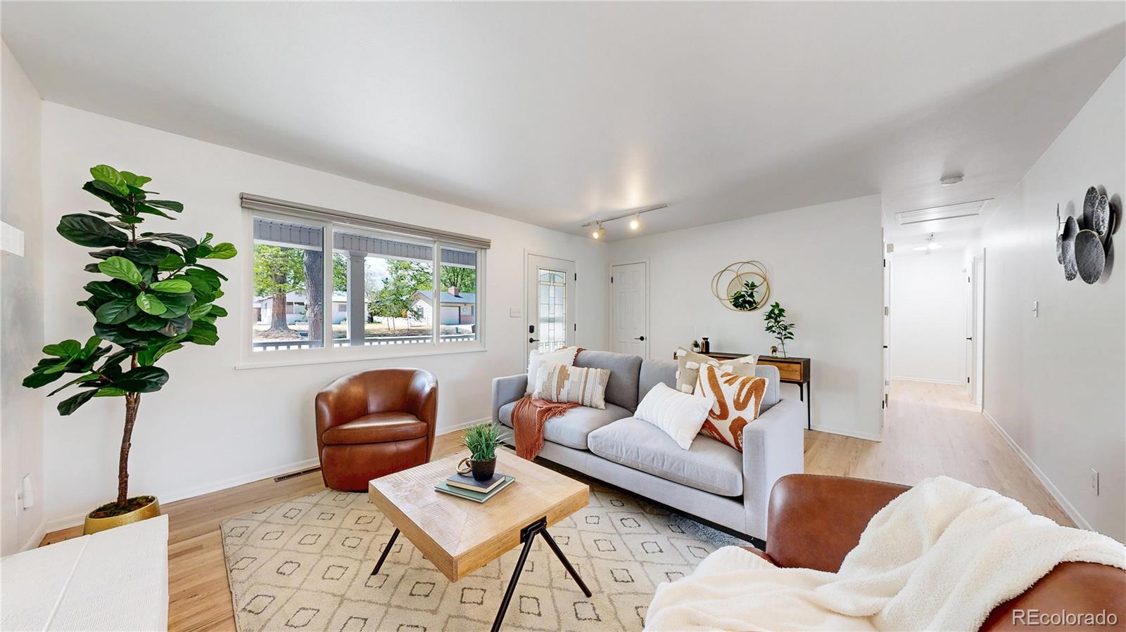 MLS Image #4 for 1118  spencer street,longmont, Colorado