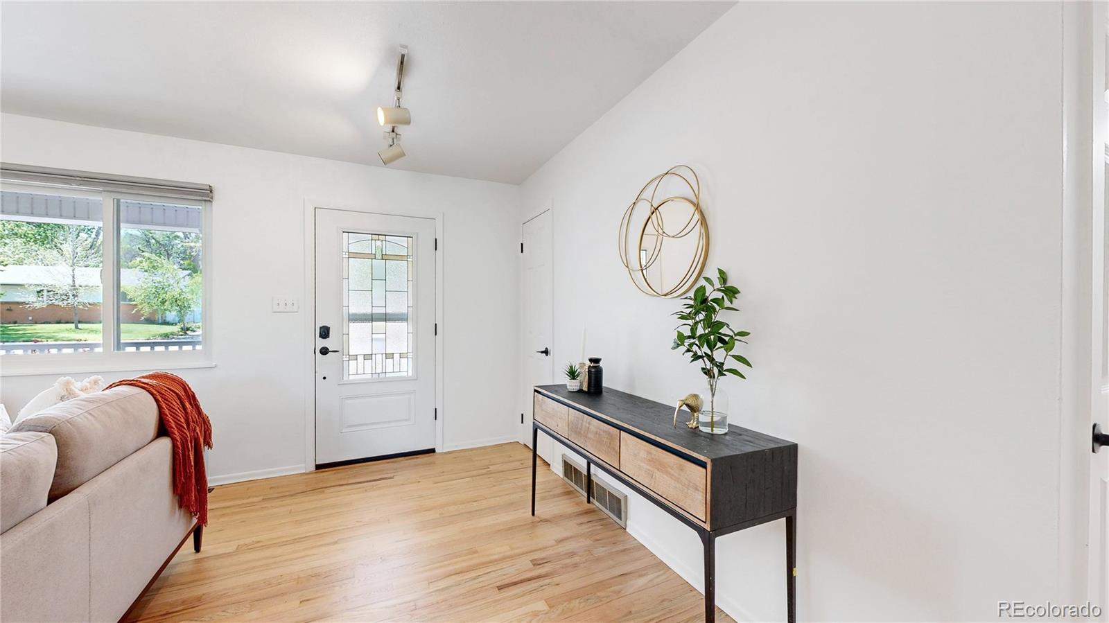 MLS Image #5 for 1118  spencer street,longmont, Colorado