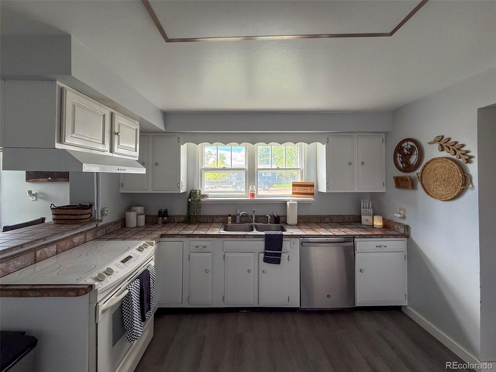 MLS Image #1 for 314  6th street,burlington, Colorado