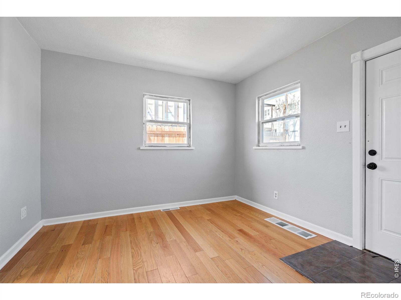 MLS Image #3 for 1105 s zenobia street,denver, Colorado