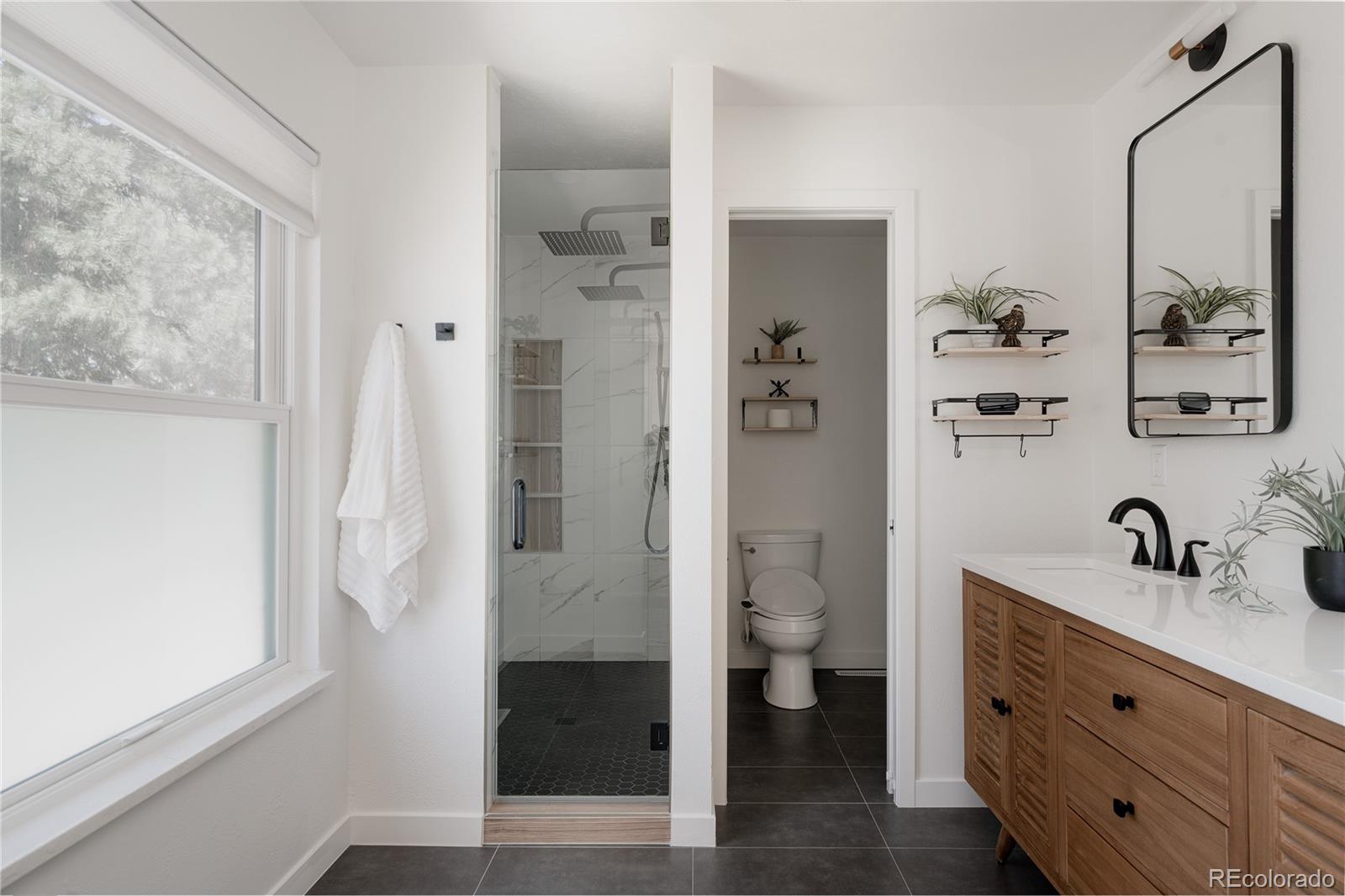 MLS Image #16 for 12851 e vassar drive,aurora, Colorado
