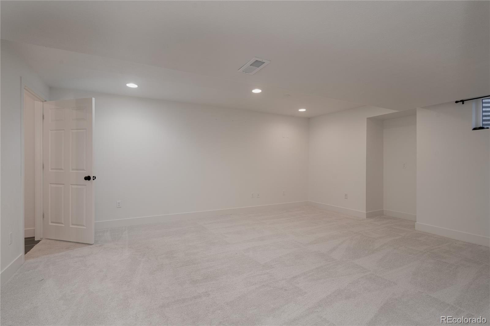 MLS Image #24 for 12851 e vassar drive,aurora, Colorado