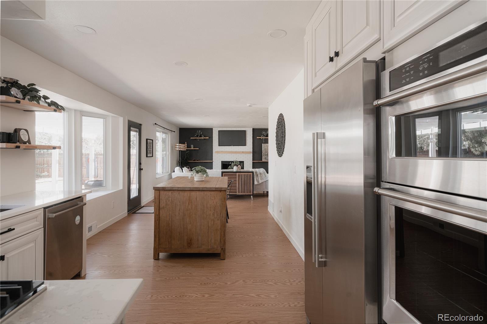 MLS Image #8 for 12851 e vassar drive,aurora, Colorado