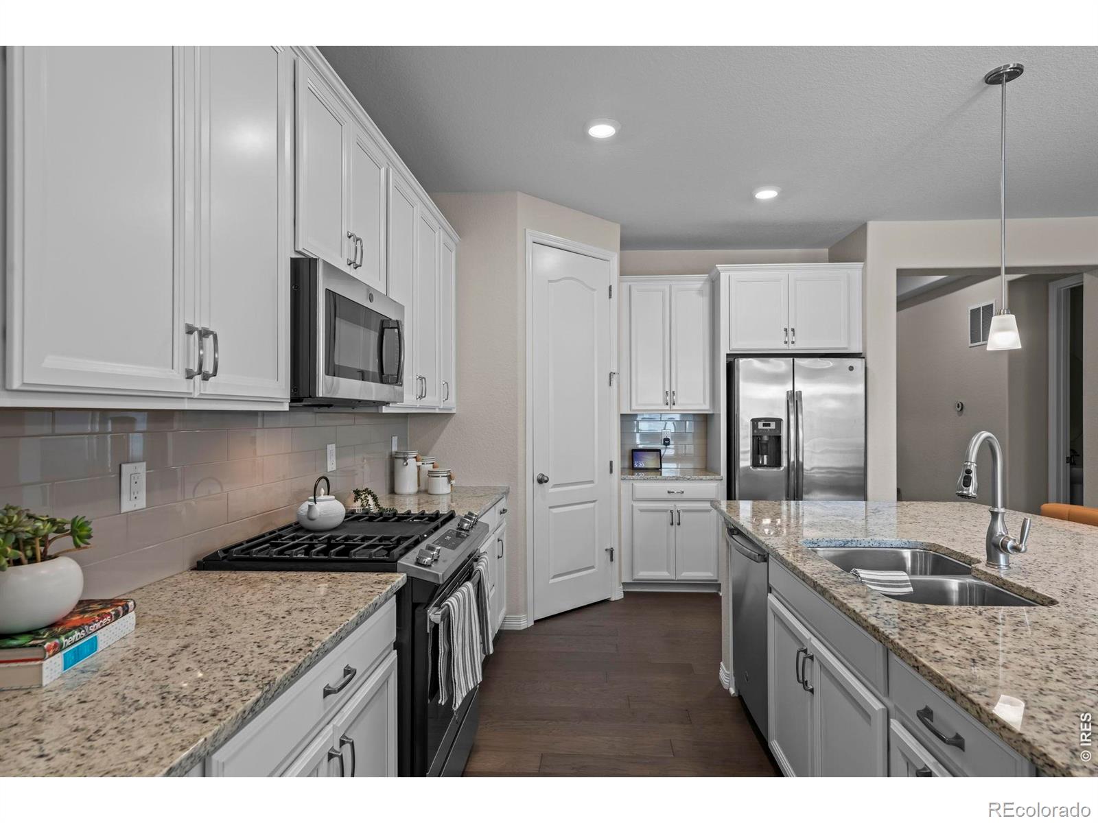 MLS Image #6 for 2381  provenance street,longmont, Colorado