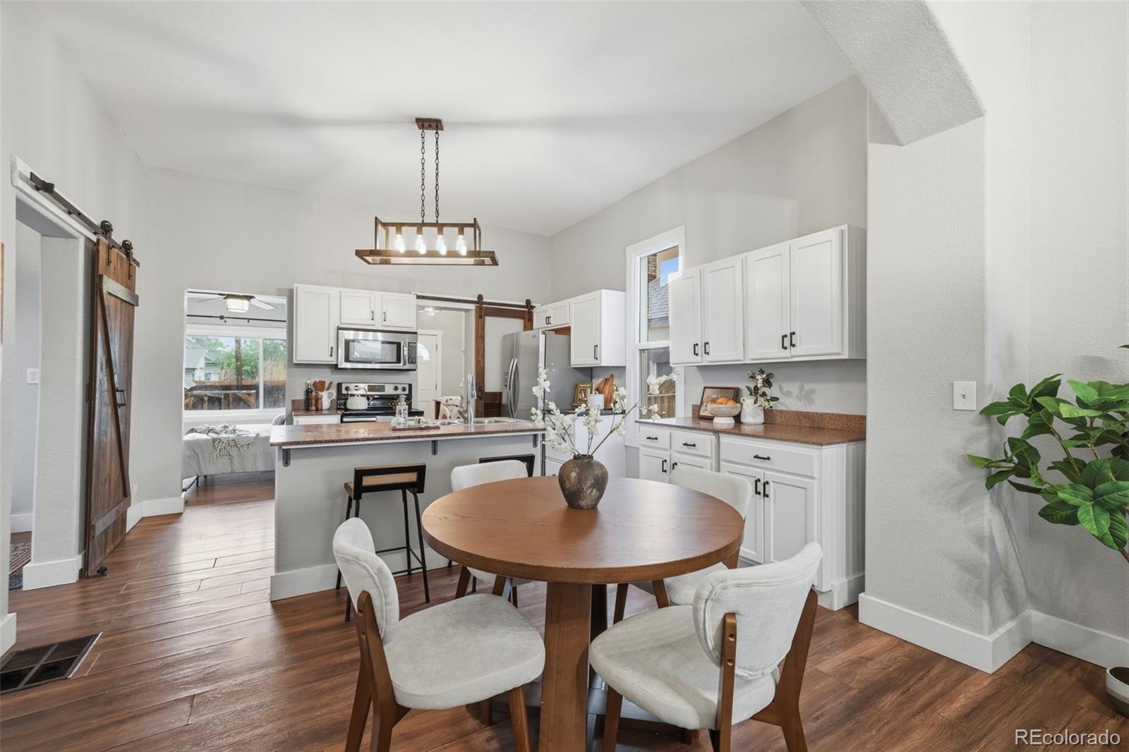 MLS Image #11 for 4448  logan street,denver, Colorado