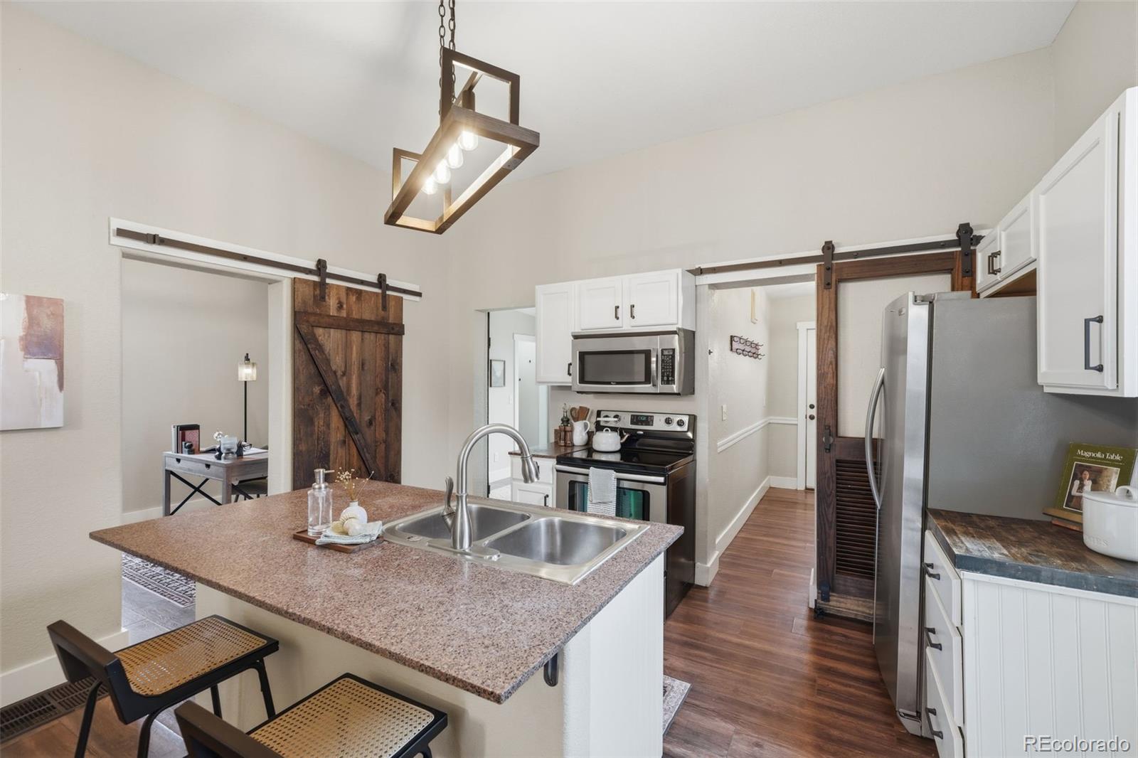 MLS Image #13 for 4448  logan street,denver, Colorado