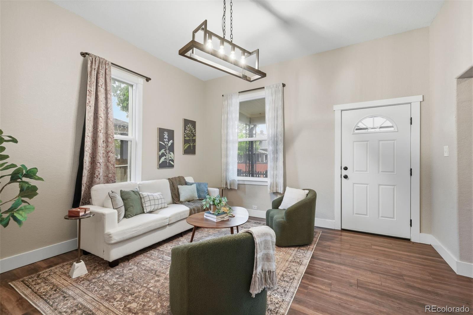 MLS Image #7 for 4448  logan street,denver, Colorado