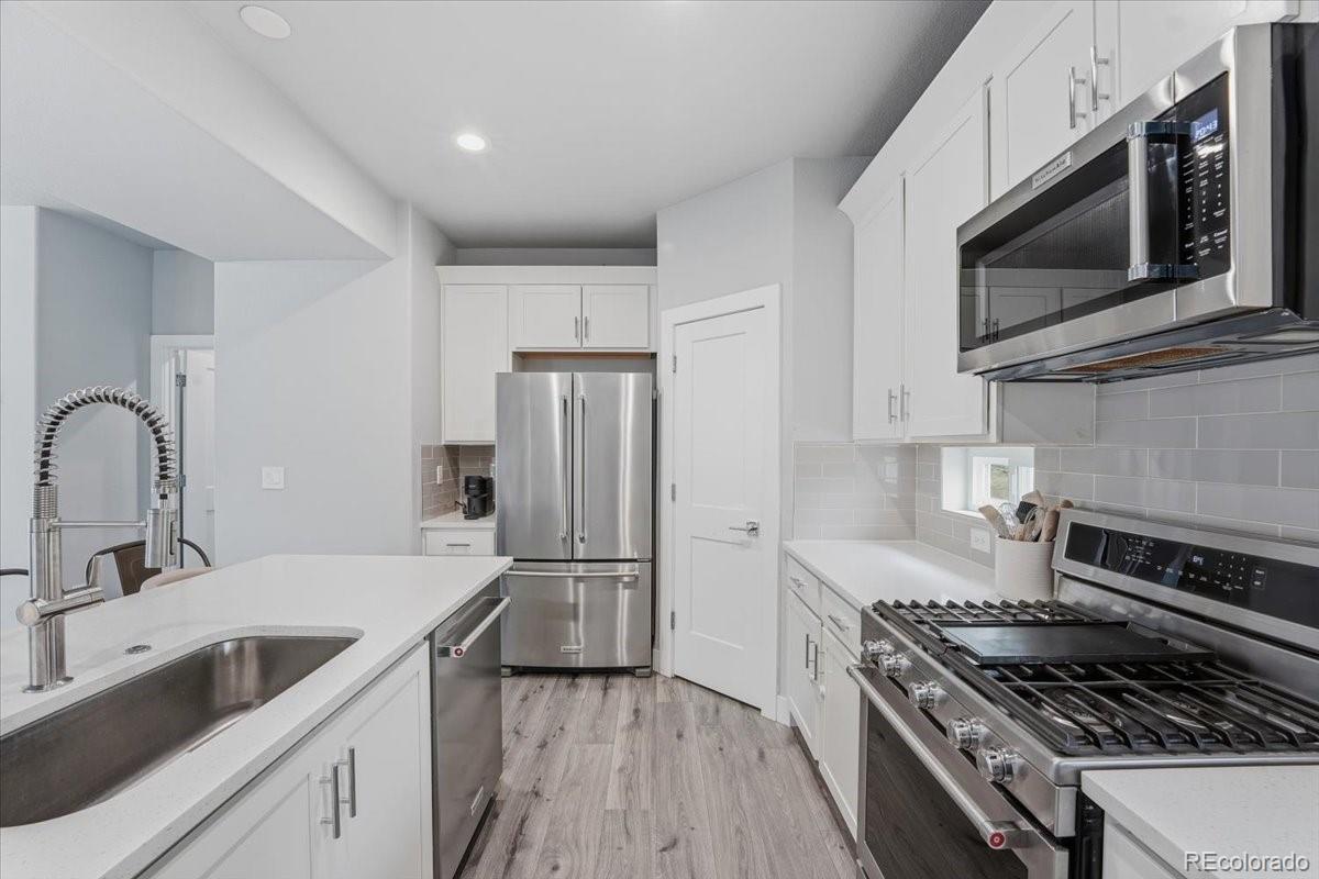 MLS Image #10 for 1575  gard drive,loveland, Colorado