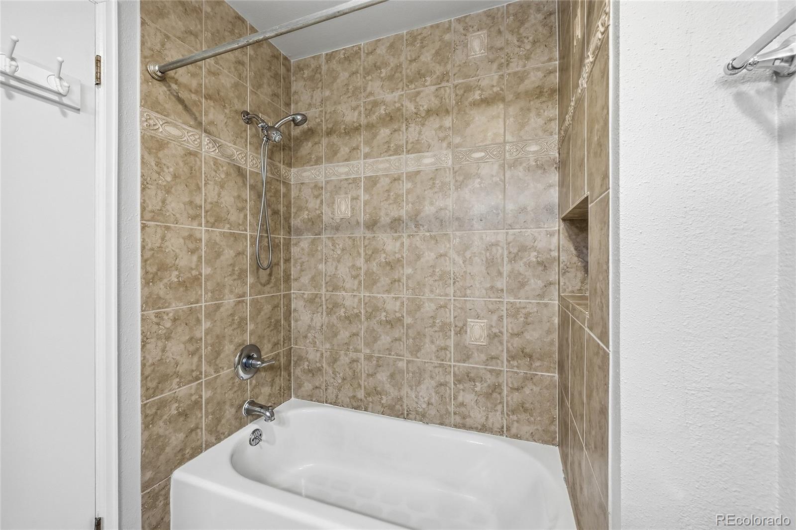 MLS Image #19 for 1326  agape way,lafayette, Colorado
