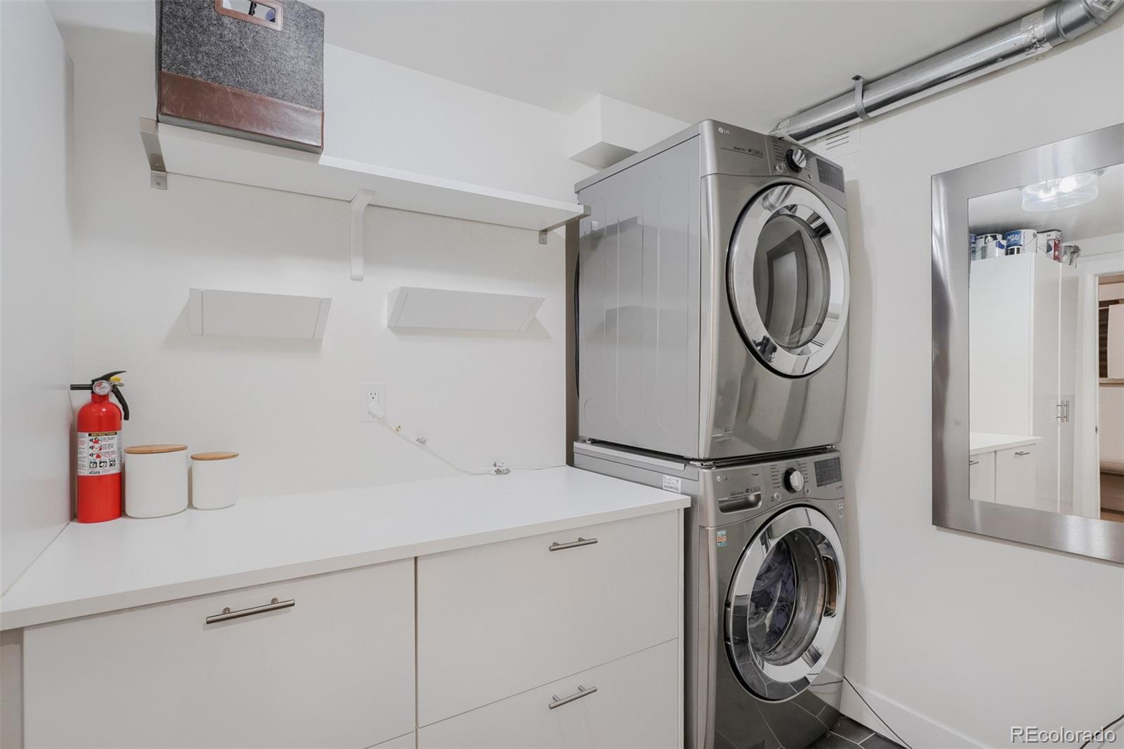 MLS Image #13 for 2743 s jackson street,denver, Colorado