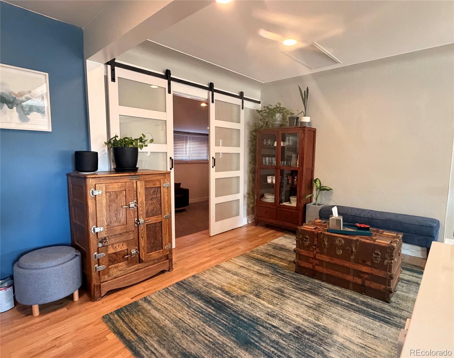 MLS Image #7 for 2743 s jackson street,denver, Colorado