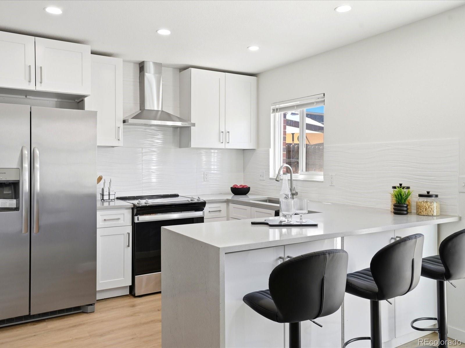MLS Image #13 for 5657 s lowell boulevard,littleton, Colorado