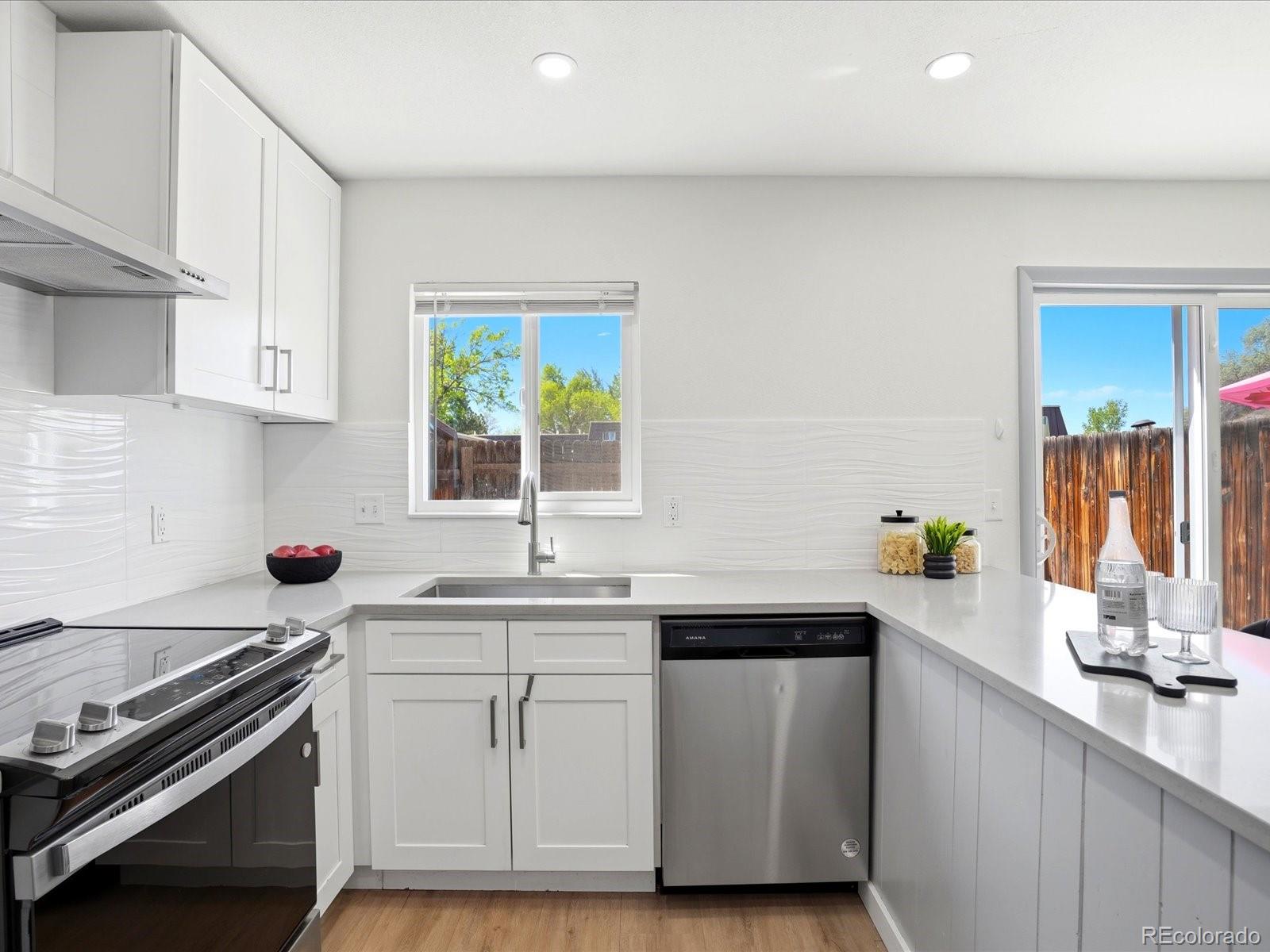 MLS Image #18 for 5657 s lowell boulevard,littleton, Colorado