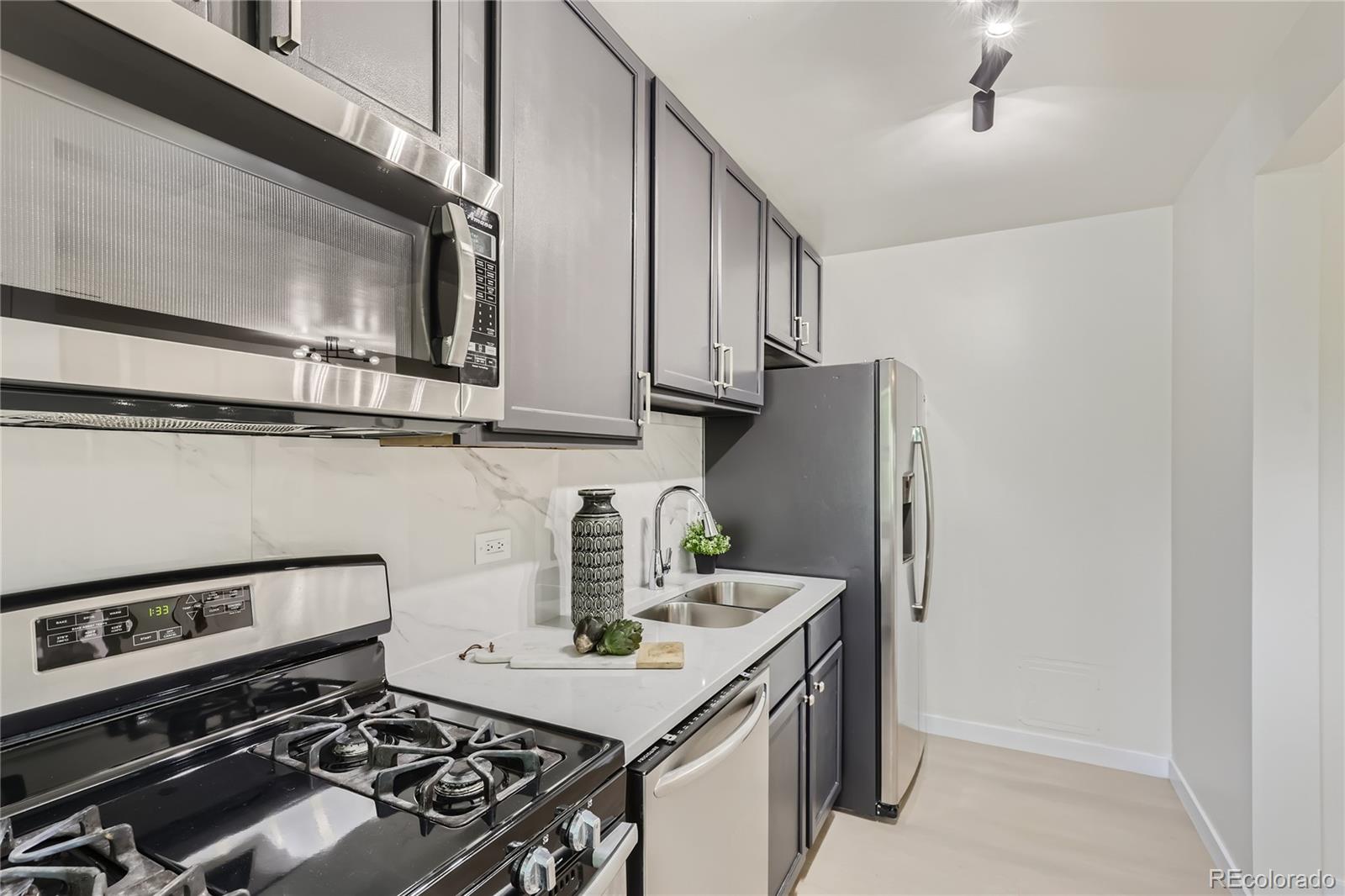 MLS Image #3 for 2100 n franklin street,denver, Colorado