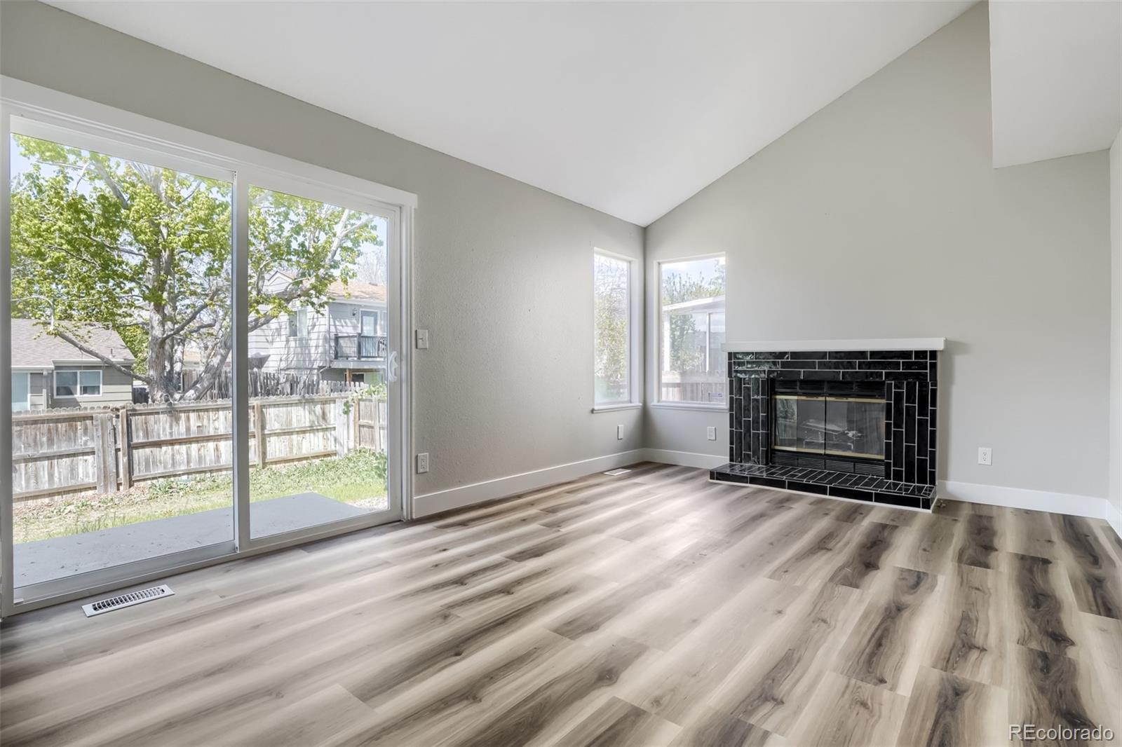 MLS Image #3 for 20339 e powers place,centennial, Colorado
