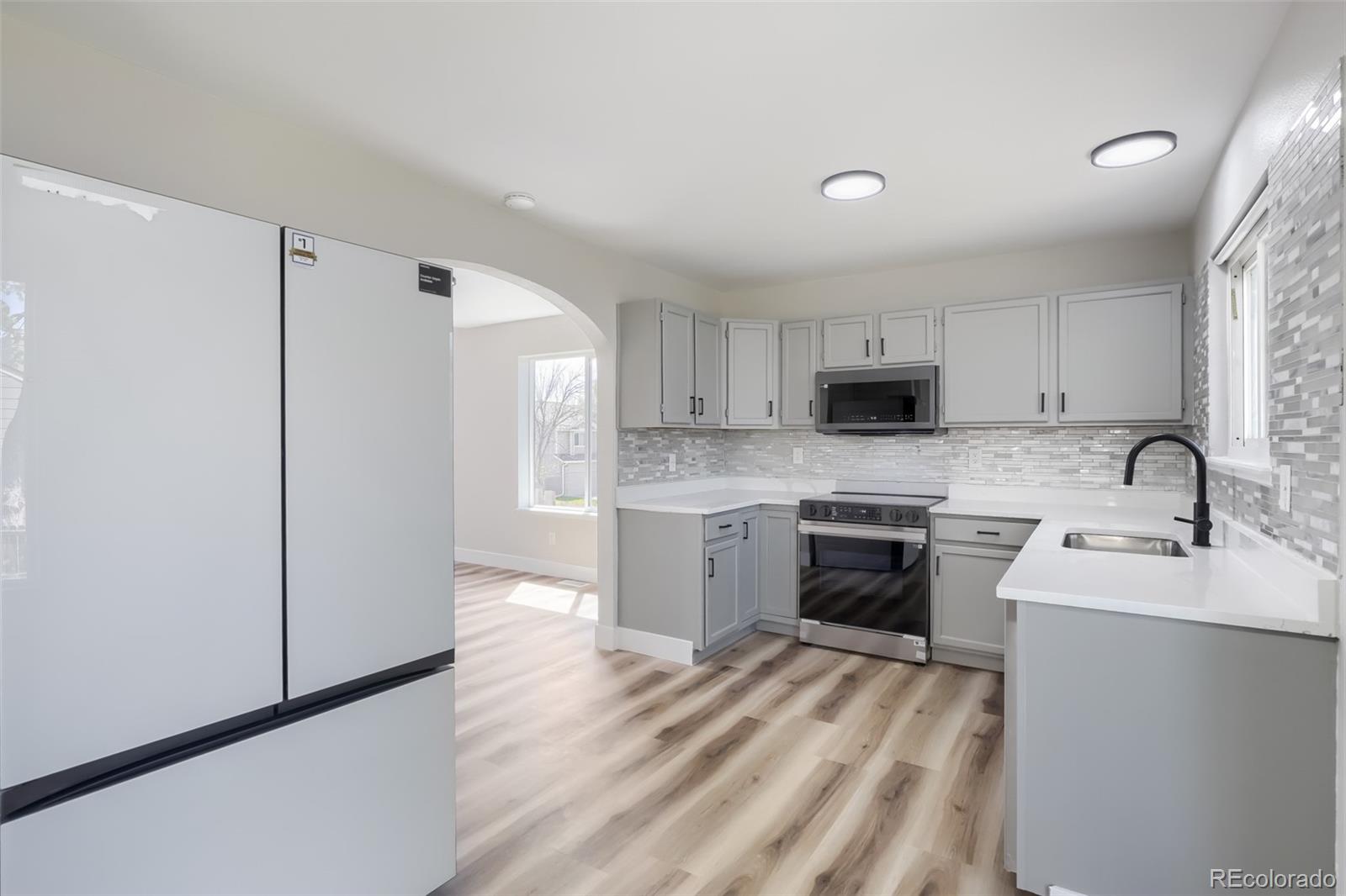 MLS Image #6 for 20339 e powers place,centennial, Colorado