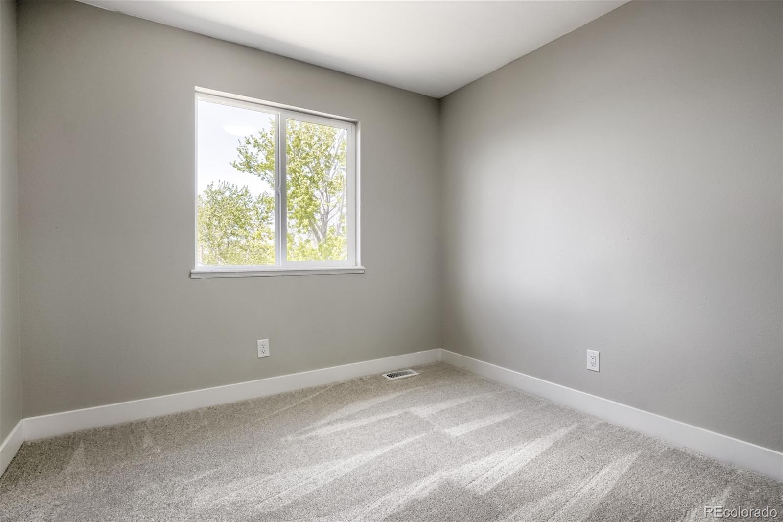 MLS Image #9 for 20339 e powers place,centennial, Colorado