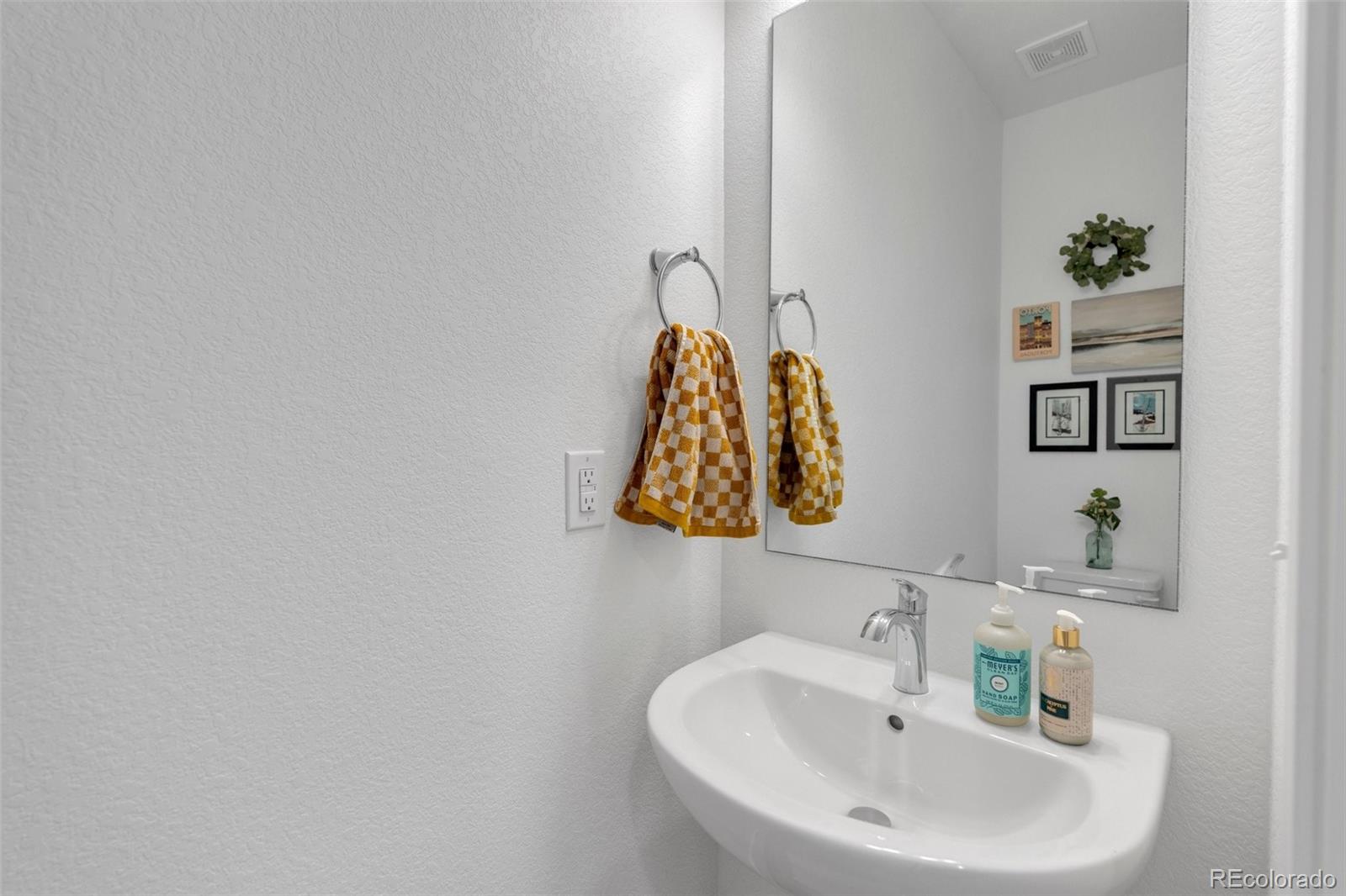 MLS Image #15 for 9726  ash lane ,thornton, Colorado