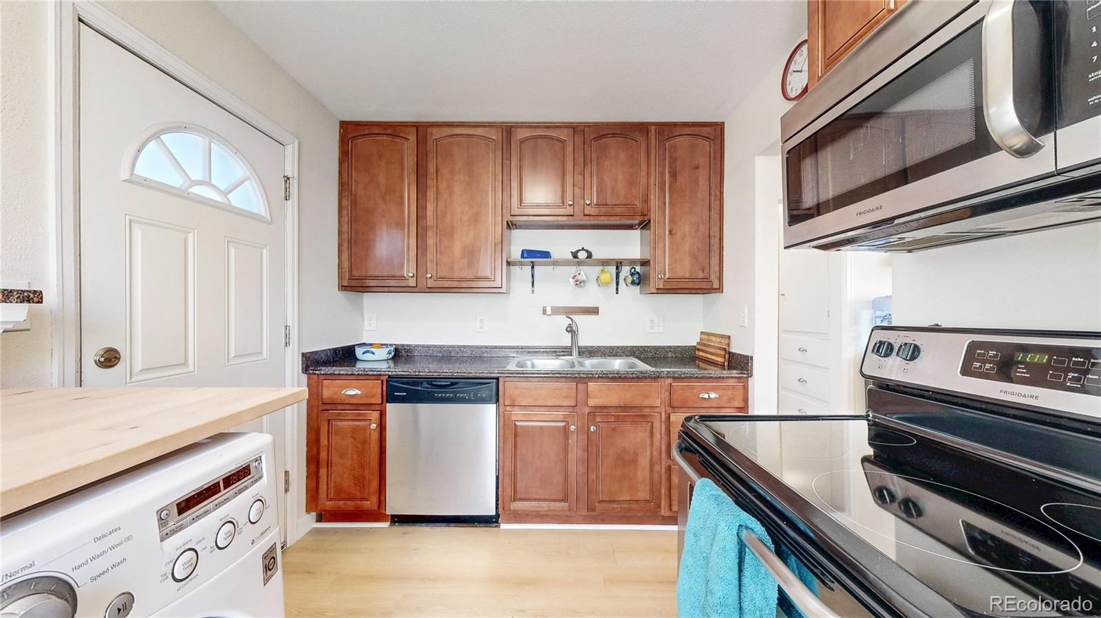 MLS Image #8 for 2331  moline street,aurora, Colorado