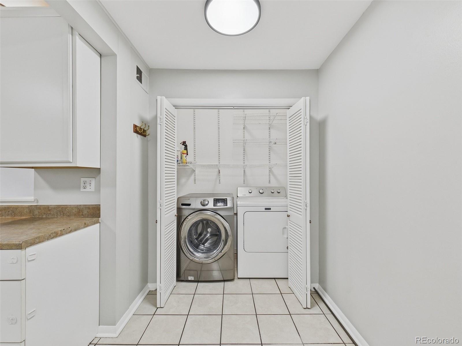 MLS Image #10 for 1081 s knox court,denver, Colorado