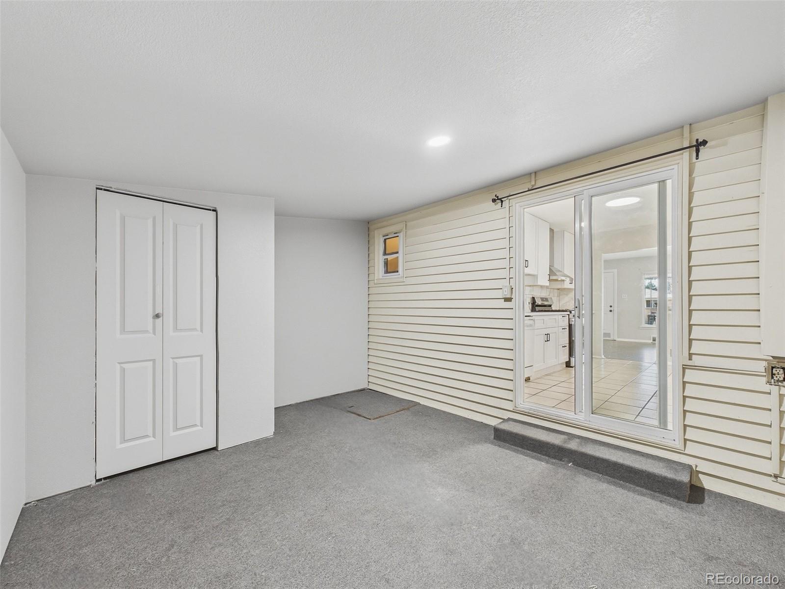 MLS Image #18 for 1081 s knox court,denver, Colorado