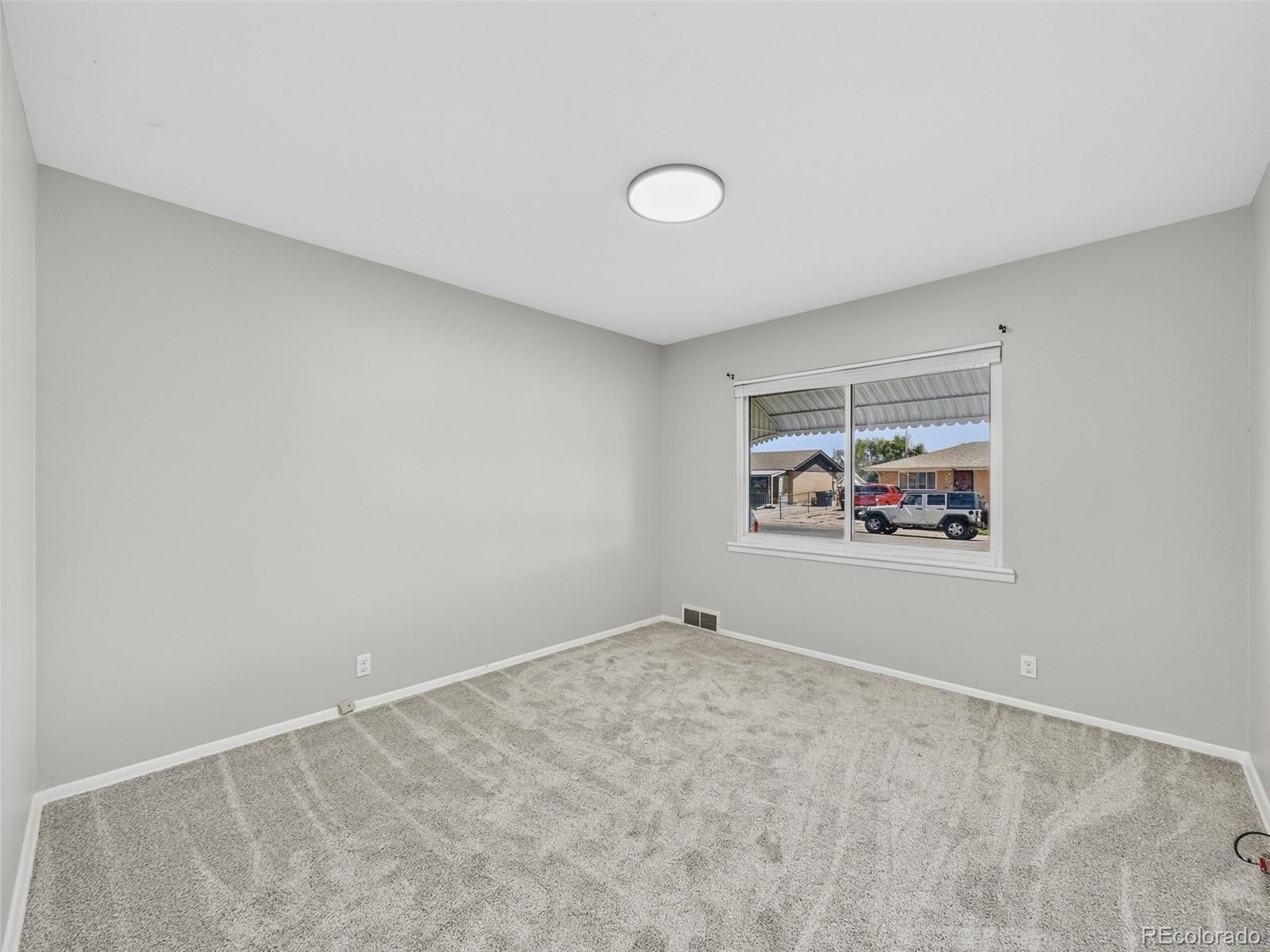 MLS Image #19 for 1081 s knox court,denver, Colorado