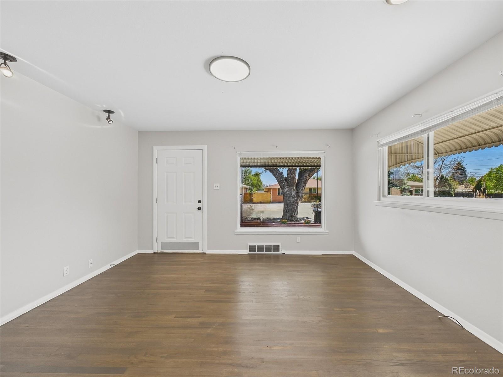 MLS Image #5 for 1081 s knox court,denver, Colorado