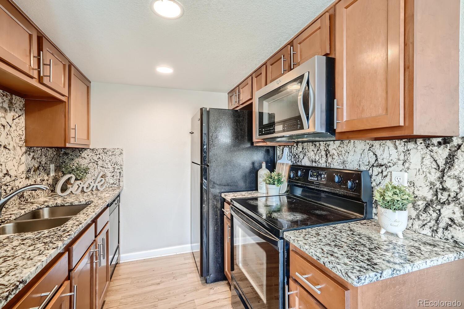 MLS Image #5 for 2211  sable boulevard,aurora, Colorado