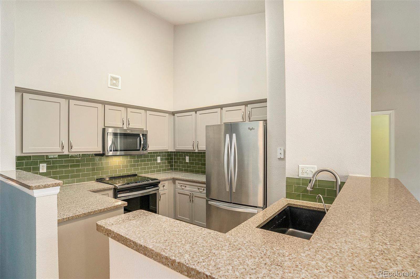 MLS Image #2 for 1461 s danube way,aurora, Colorado
