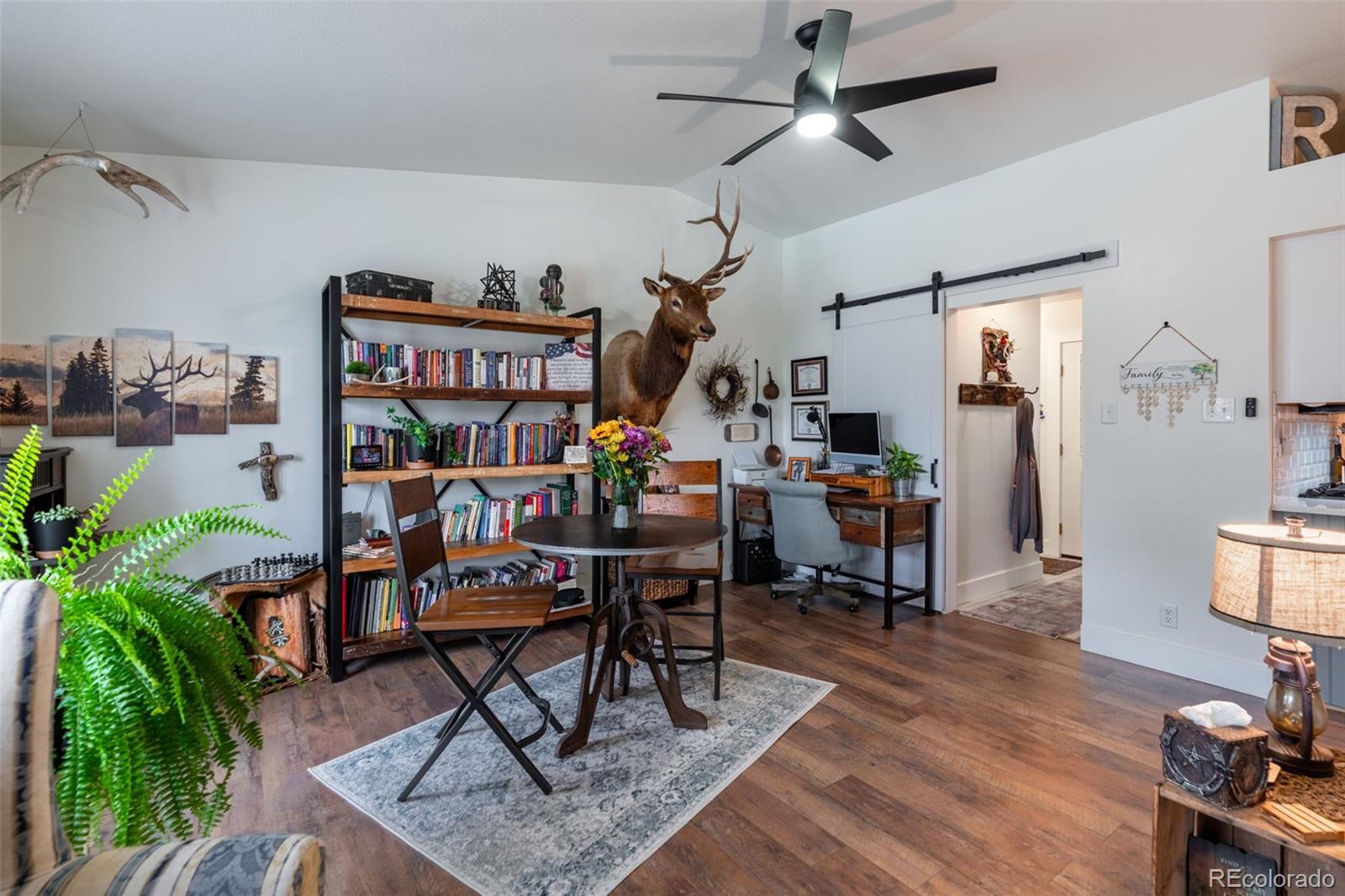 MLS Image #14 for 444 s hahns peak avenue,pueblo, Colorado