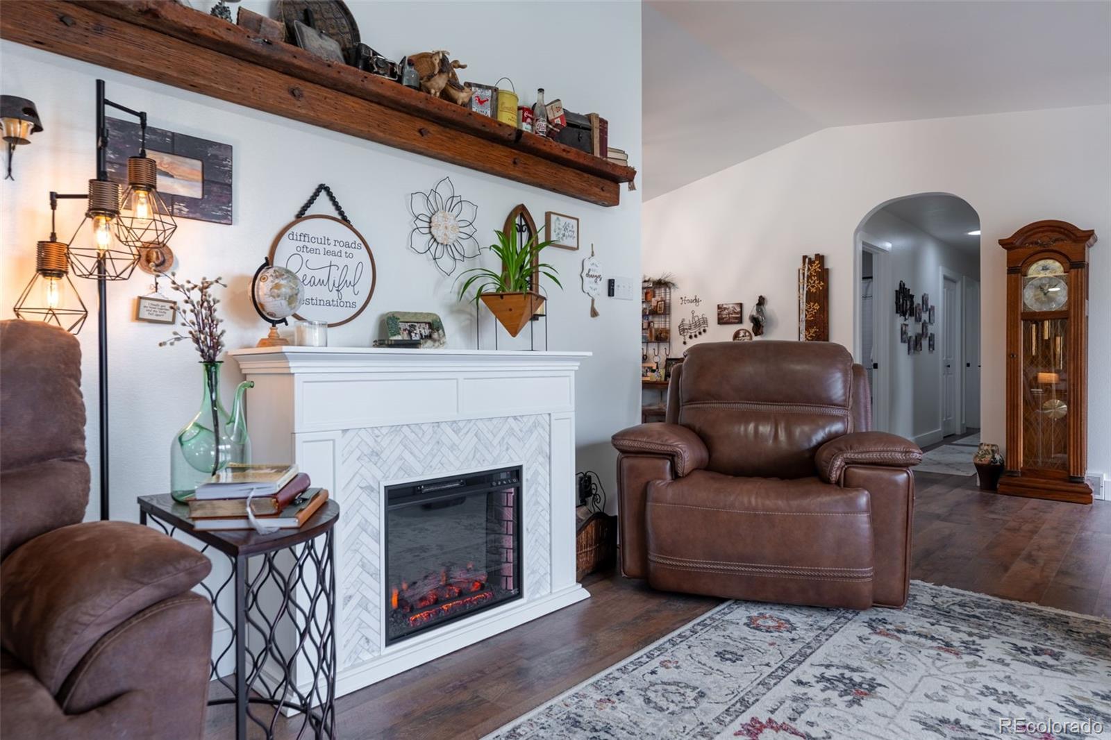 MLS Image #3 for 444 s hahns peak avenue,pueblo, Colorado