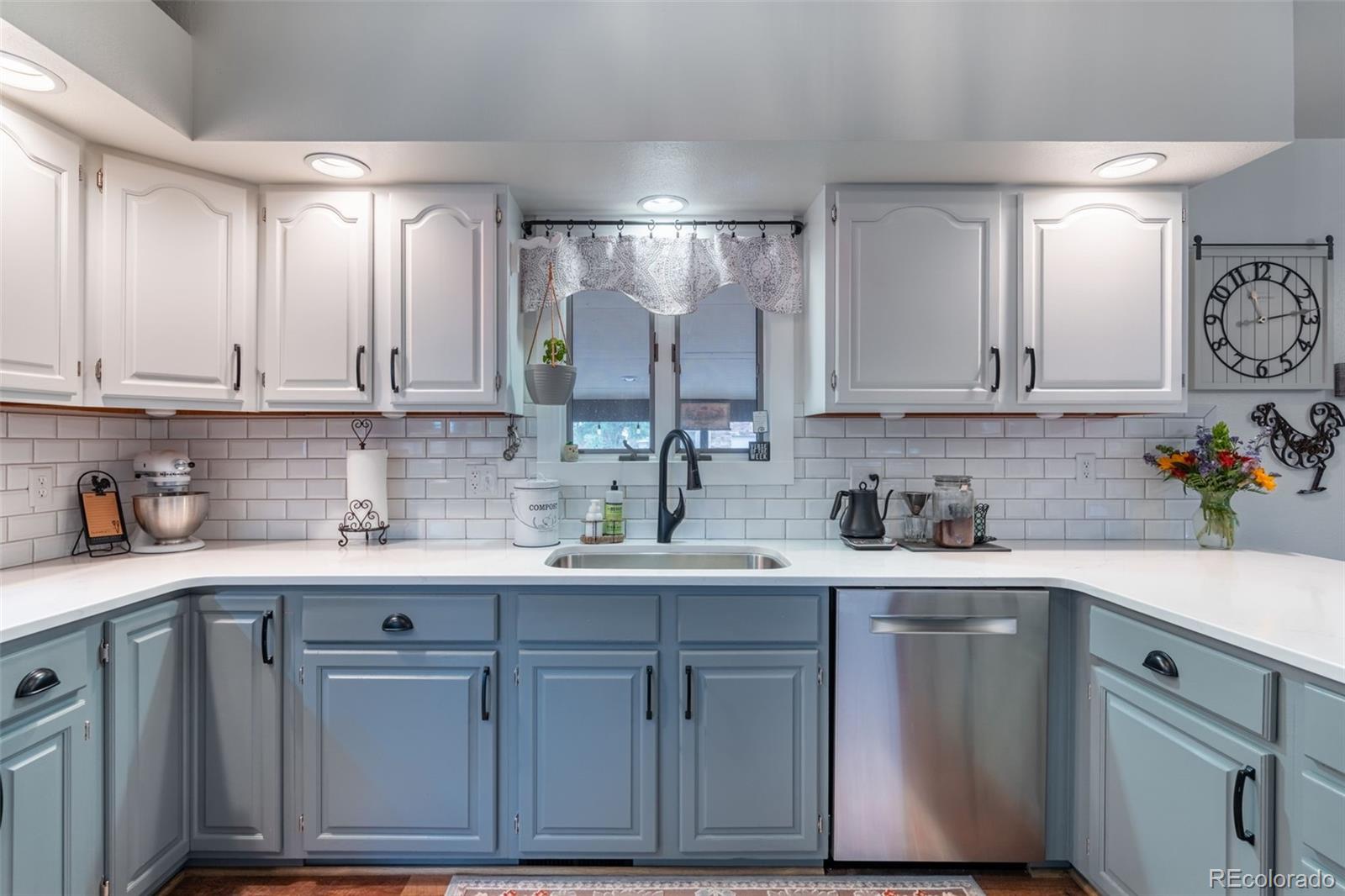 MLS Image #7 for 444 s hahns peak avenue,pueblo, Colorado