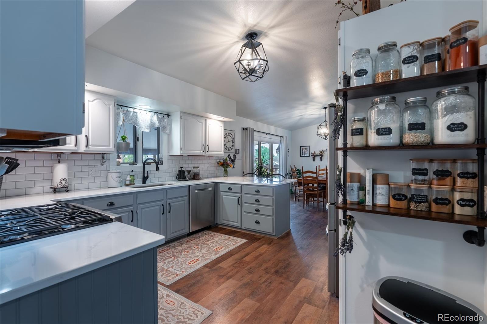 MLS Image #8 for 444 s hahns peak avenue,pueblo, Colorado