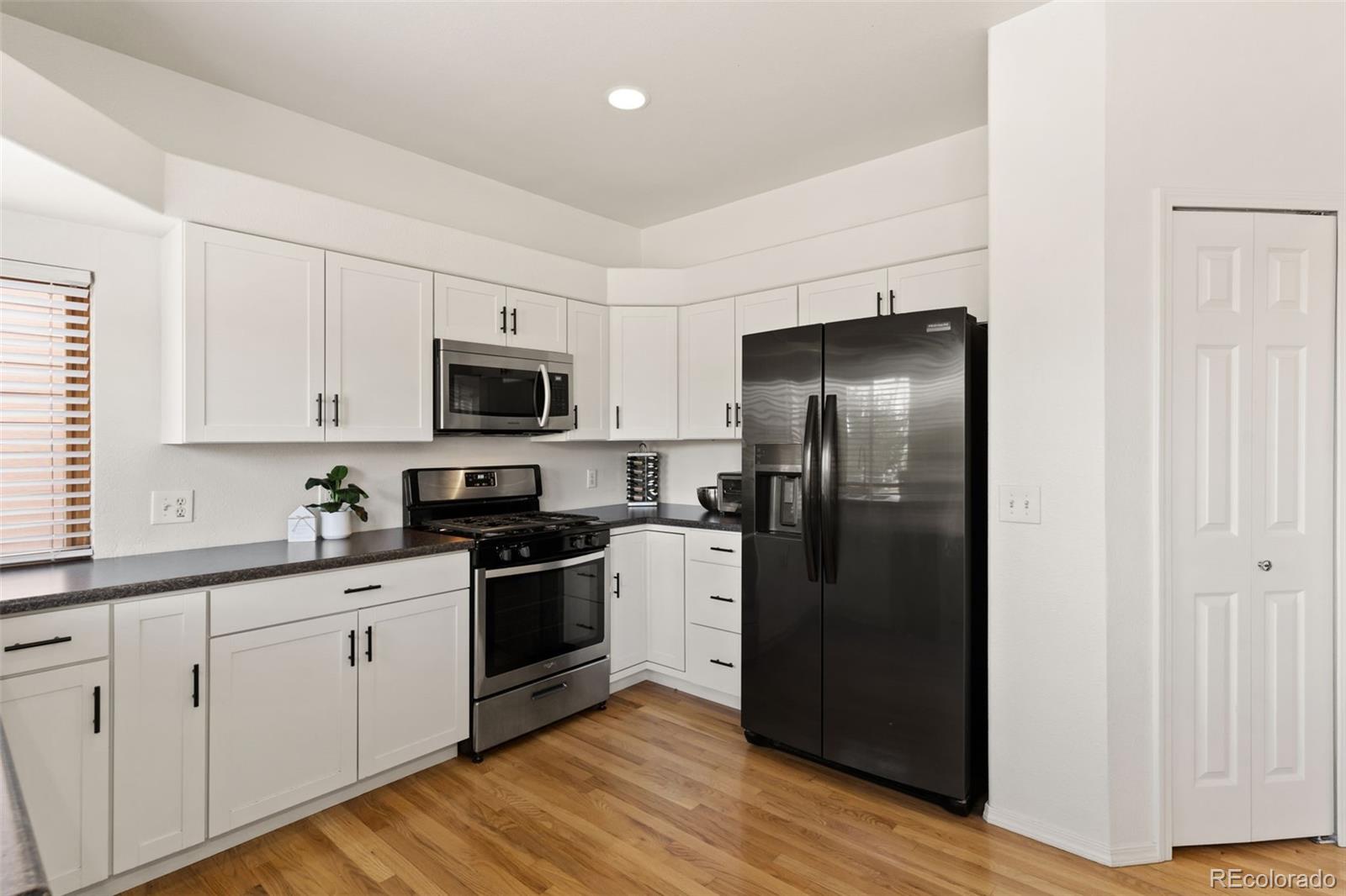 MLS Image #15 for 1315  eastmeadow court,colorado springs, Colorado