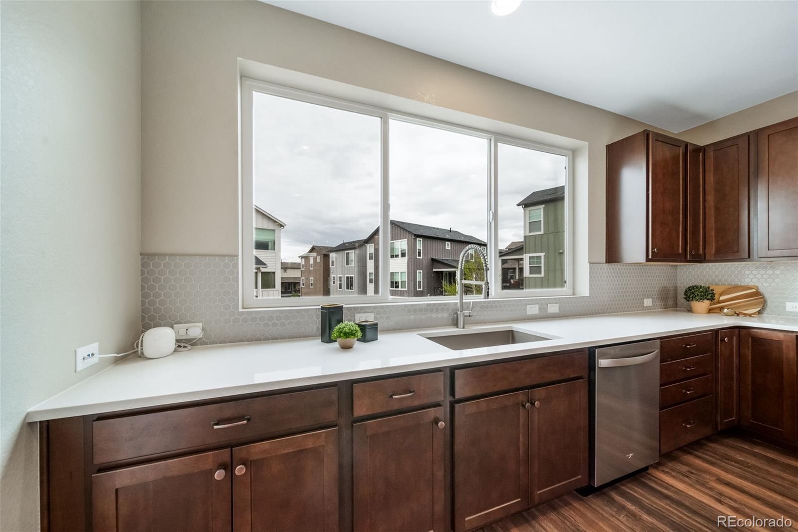 MLS Image #16 for 1000  southurst lane,littleton, Colorado