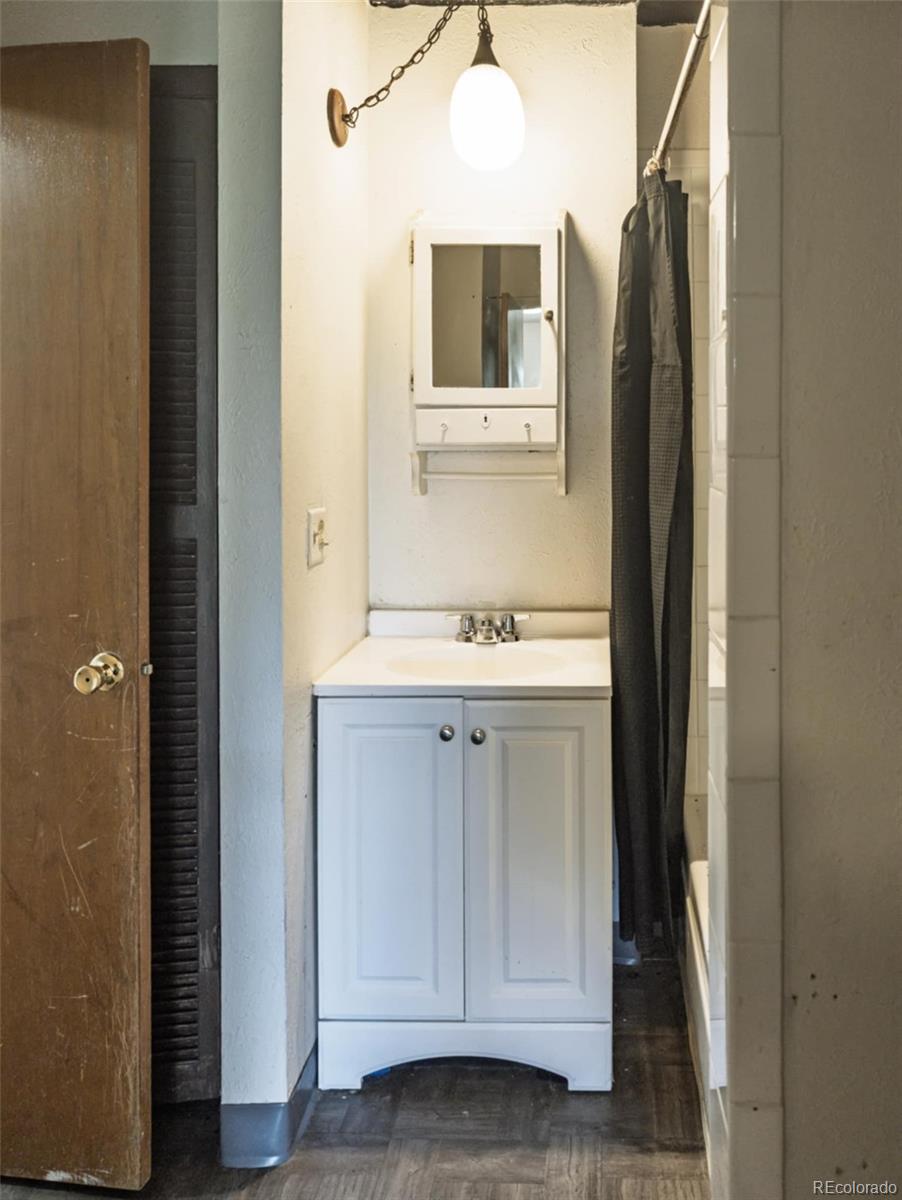 MLS Image #21 for 3001 e fountain boulevard,colorado springs, Colorado