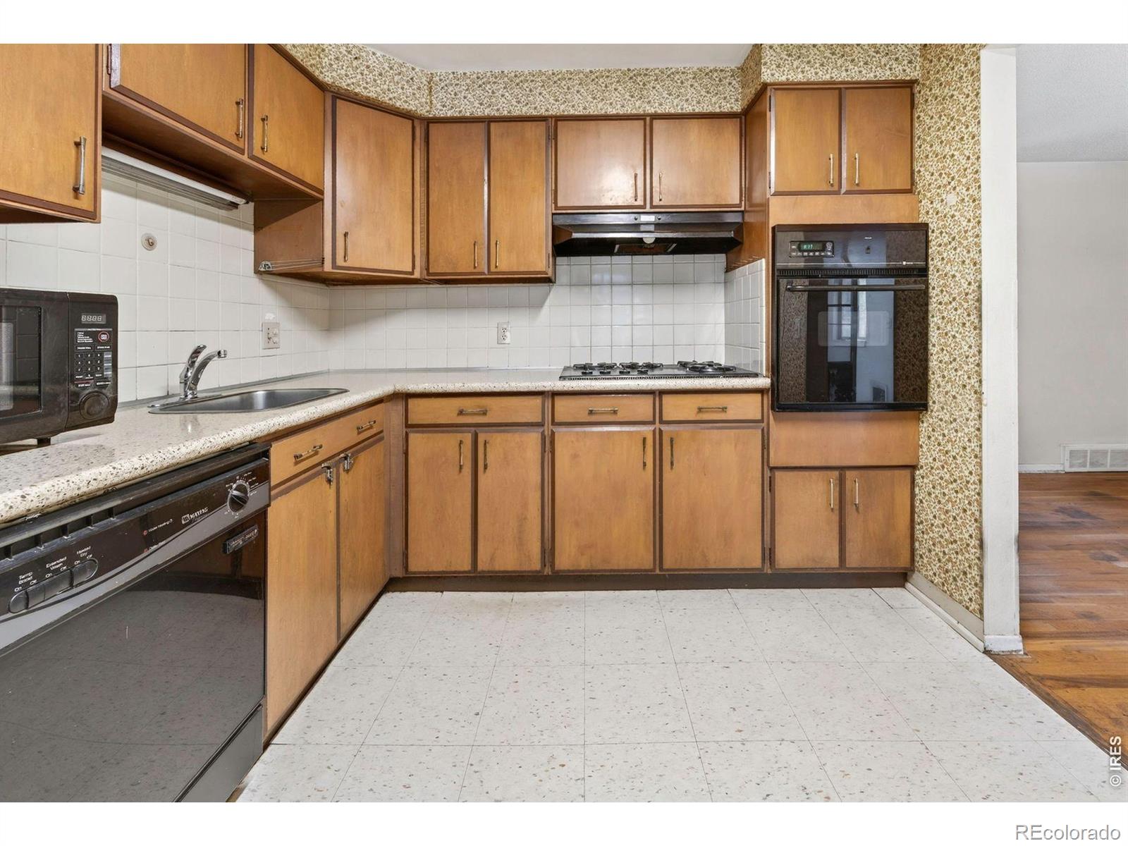MLS Image #15 for 4700  shawnee place,boulder, Colorado