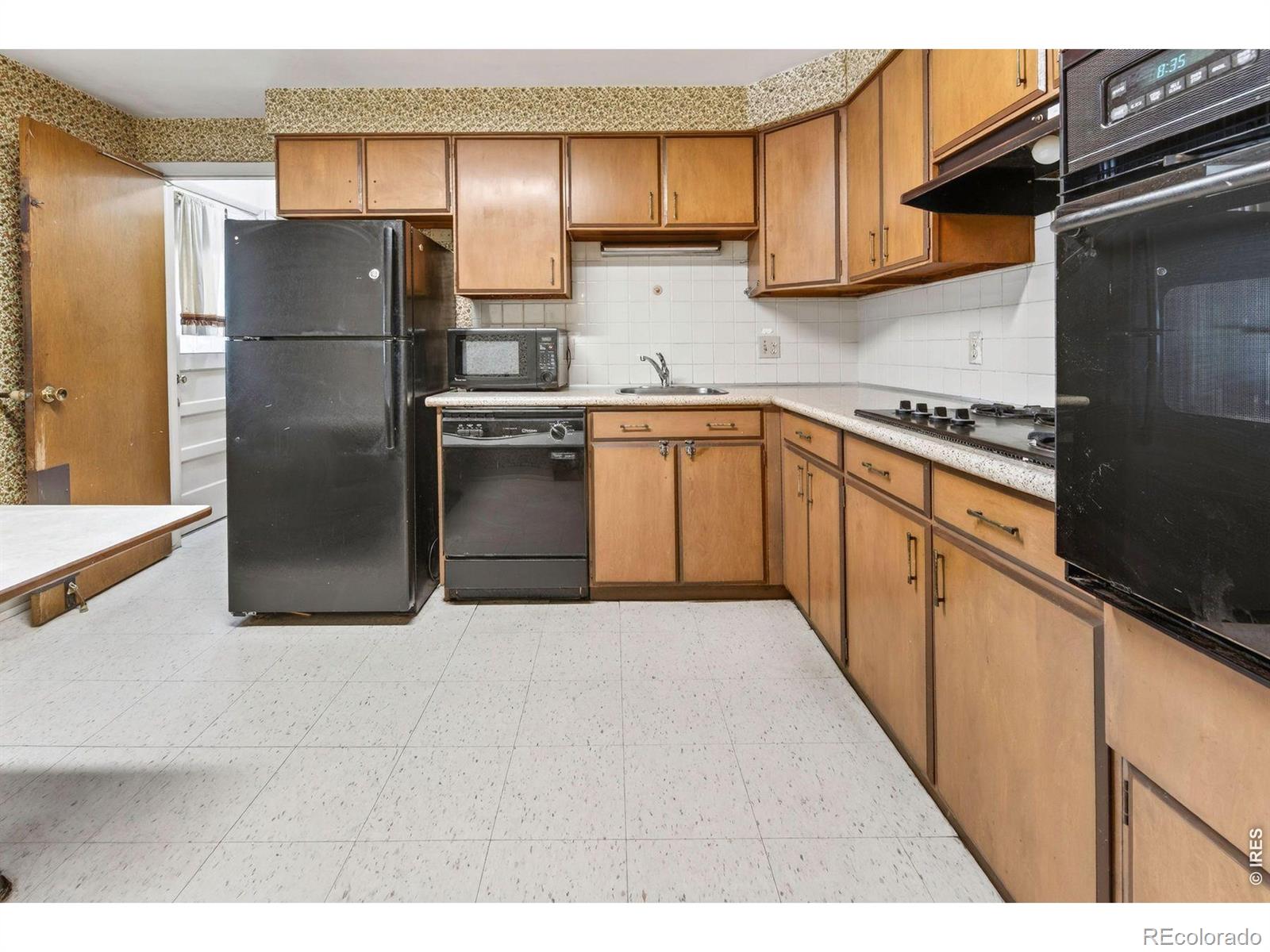 MLS Image #3 for 4700  shawnee place,boulder, Colorado