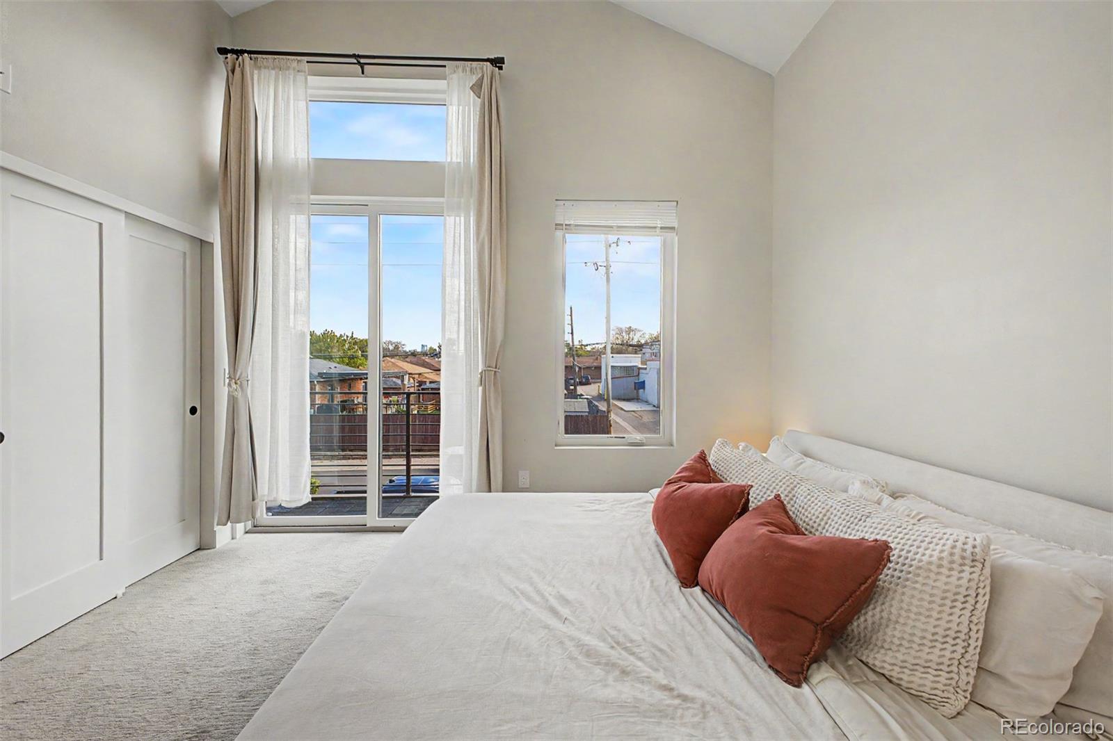 MLS Image #18 for 1921 w elk place,denver, Colorado