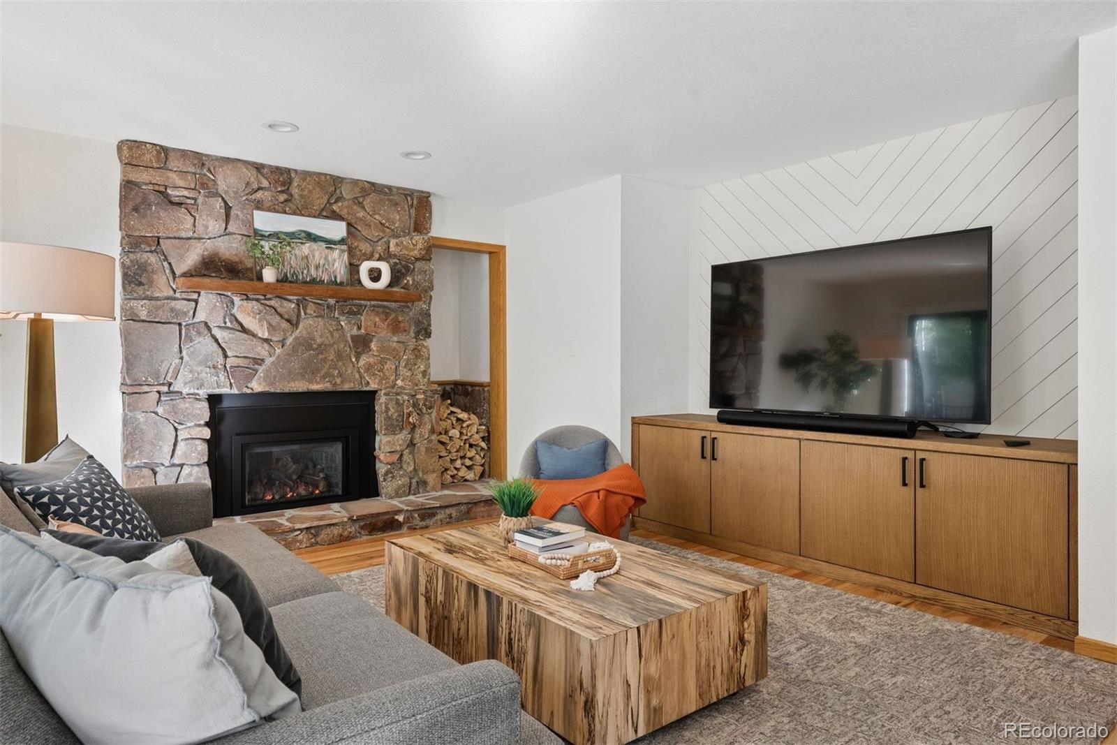 MLS Image #11 for 31628  gallery lane,evergreen, Colorado