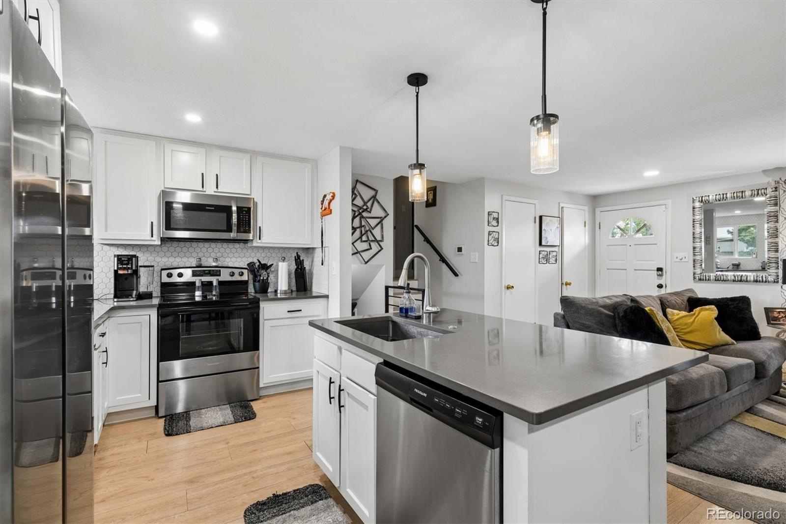 MLS Image #10 for 8419  ames street,arvada, Colorado