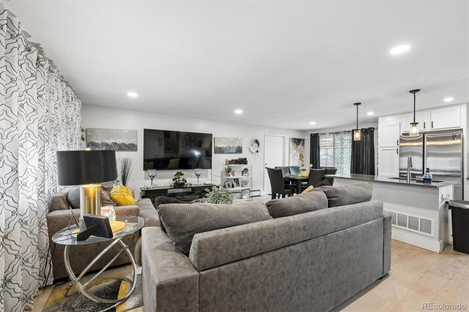MLS Image #4 for 8419  ames street,arvada, Colorado