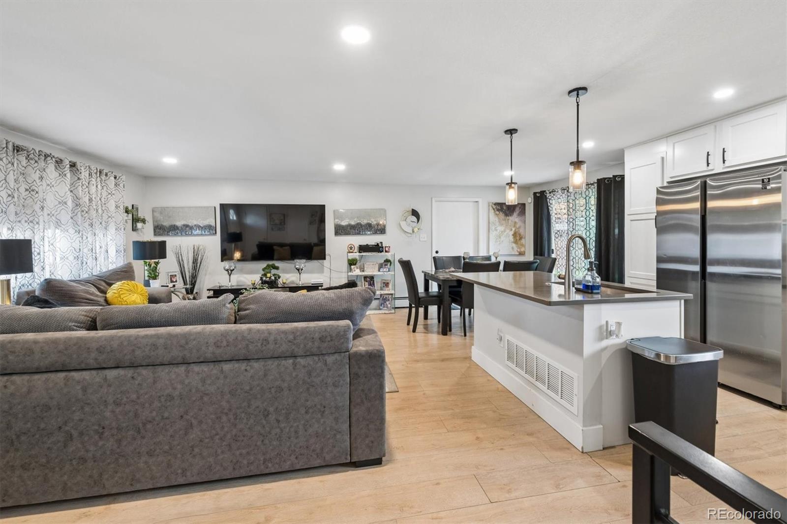 MLS Image #5 for 8419  ames street,arvada, Colorado