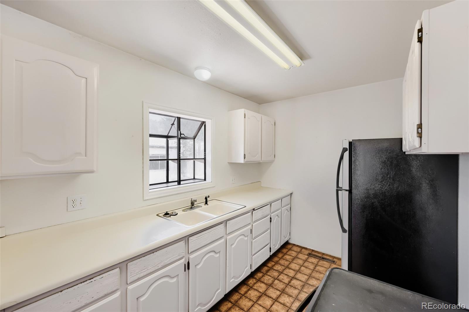 MLS Image #3 for 2032  ridgewood lane,pueblo, Colorado