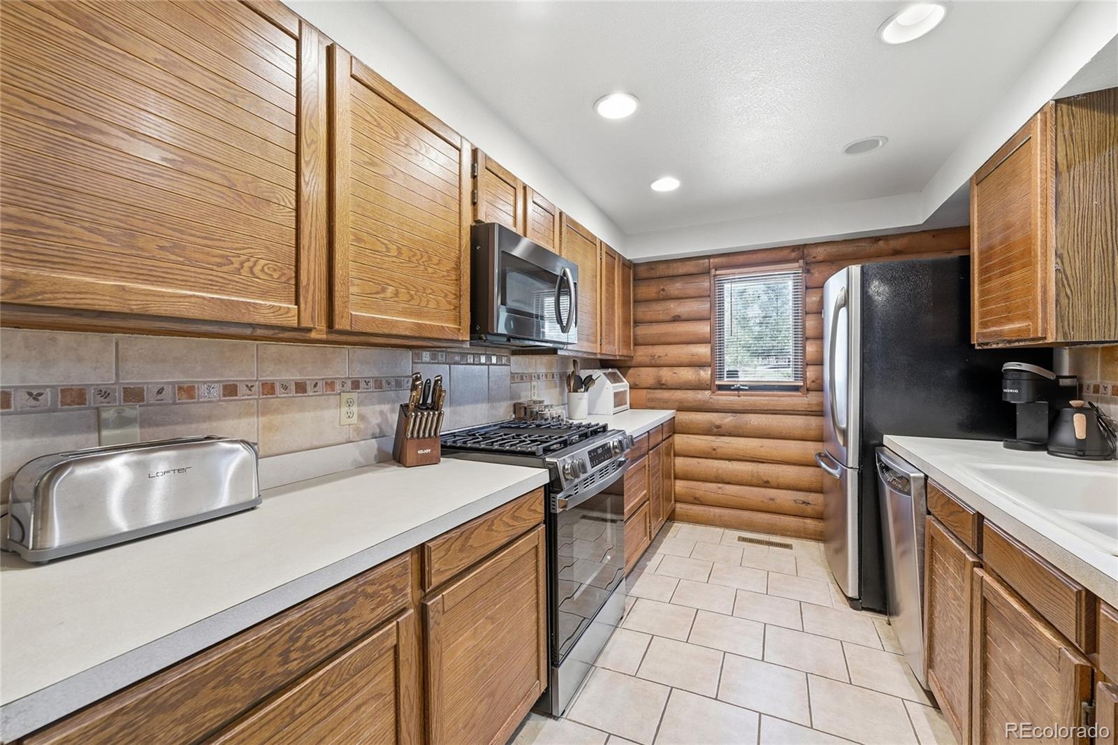 MLS Image #12 for 35733  whispering pine,elizabeth, Colorado