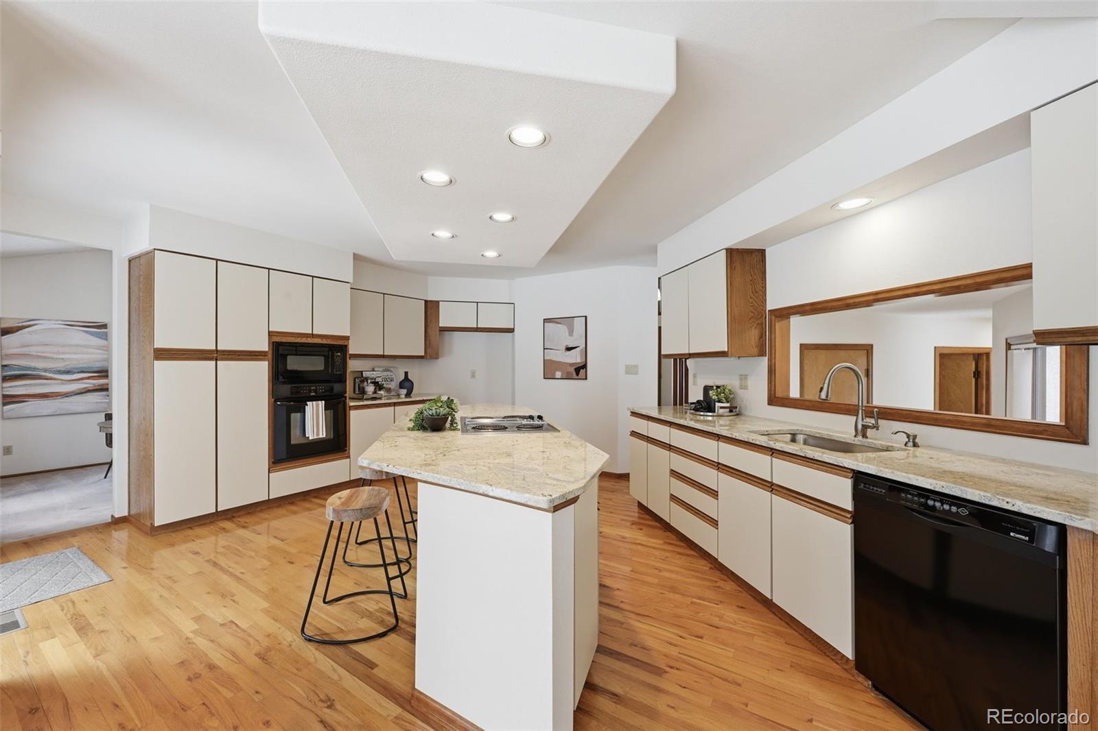 MLS Image #11 for 18475  lake drive,monument, Colorado