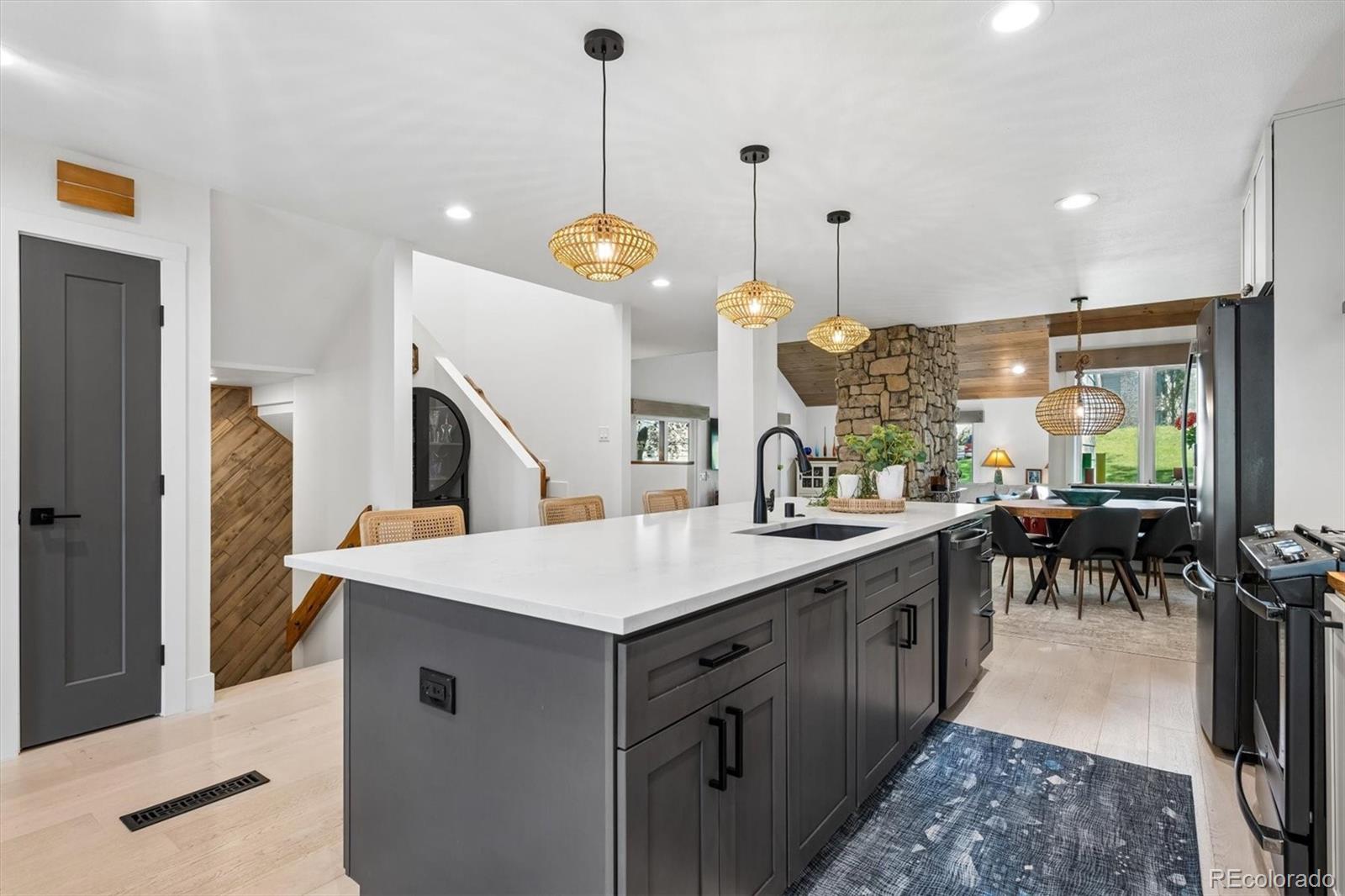 MLS Image #3 for 1567 w briarwood avenue,littleton, Colorado
