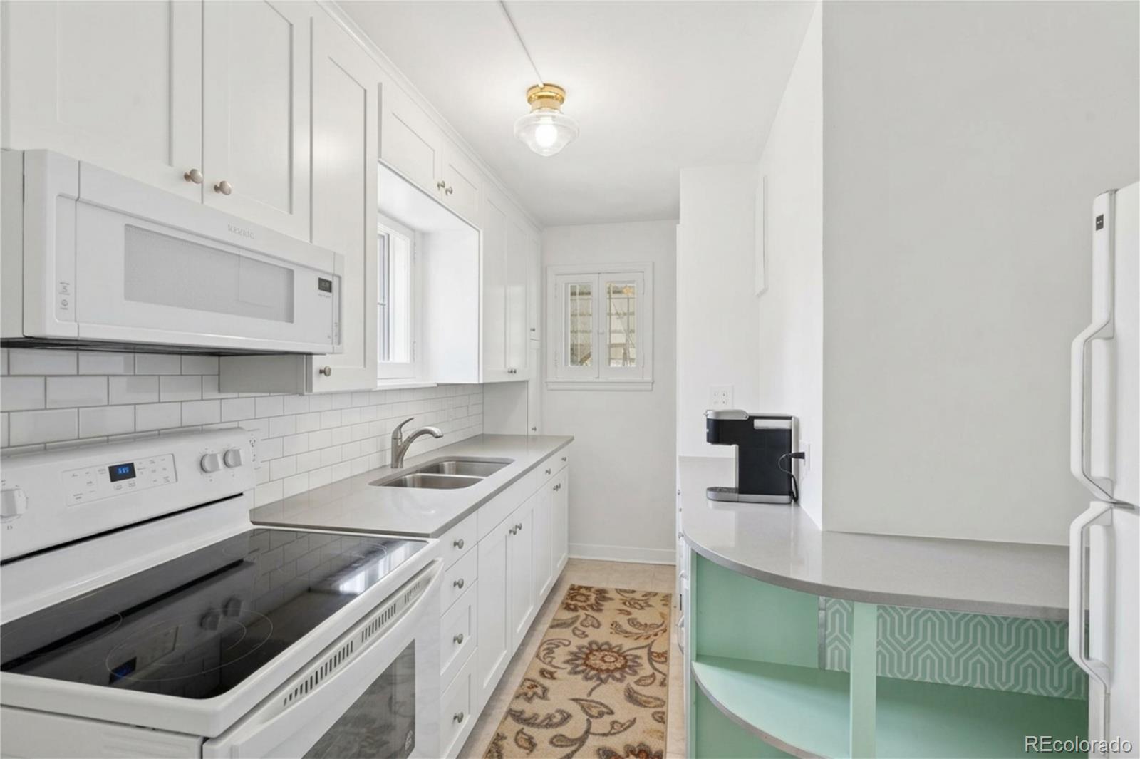 MLS Image #4 for 2333 n glencoe street,denver, Colorado