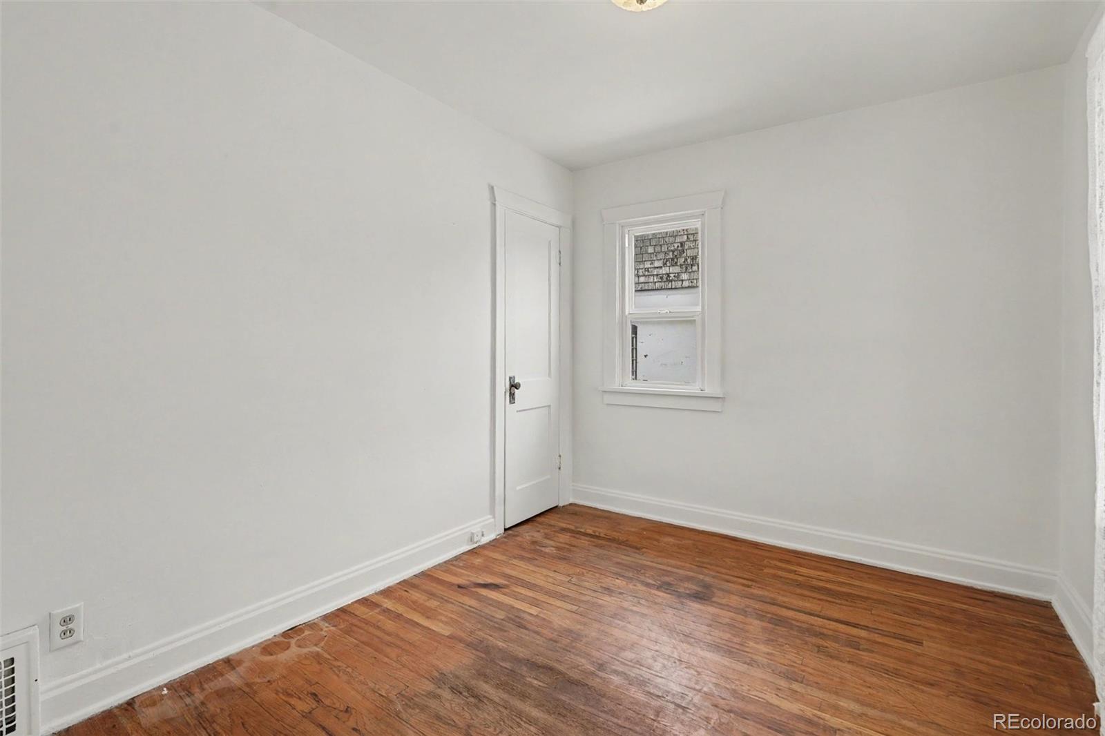 MLS Image #12 for 1237 s bannock street,denver, Colorado