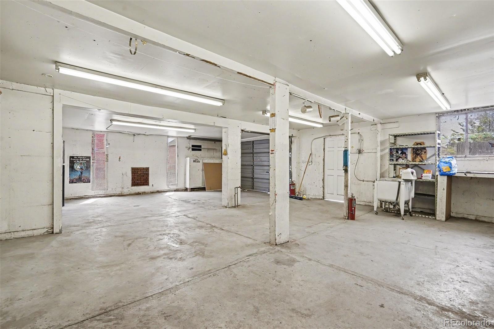 MLS Image #21 for 1237 s bannock street,denver, Colorado